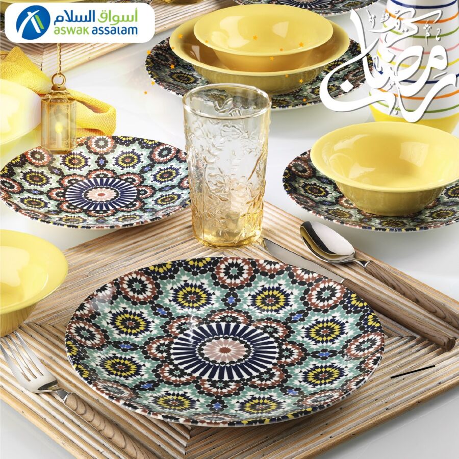 Offre exclusive chez Aswak Assalam Splendide services en porcelaine KUTAHYA